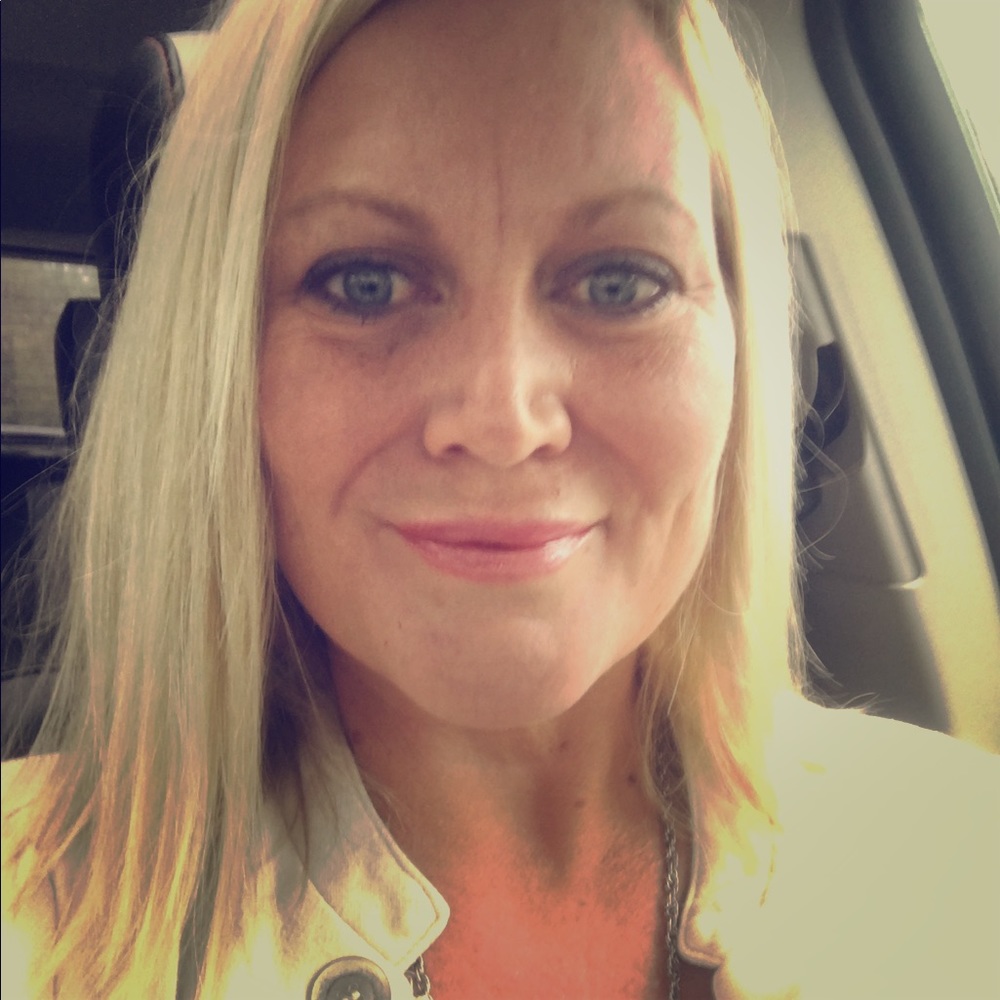 Meet your Posher, Michelle